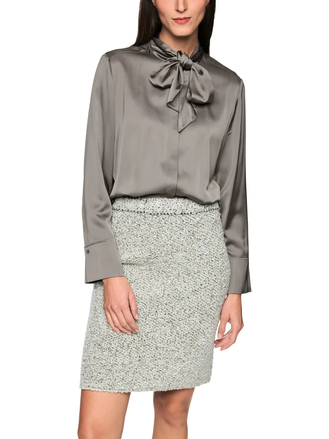 MARC CAIN 
                
                                            ZC 51.20 W25  Bluse mit Schluppe Grau