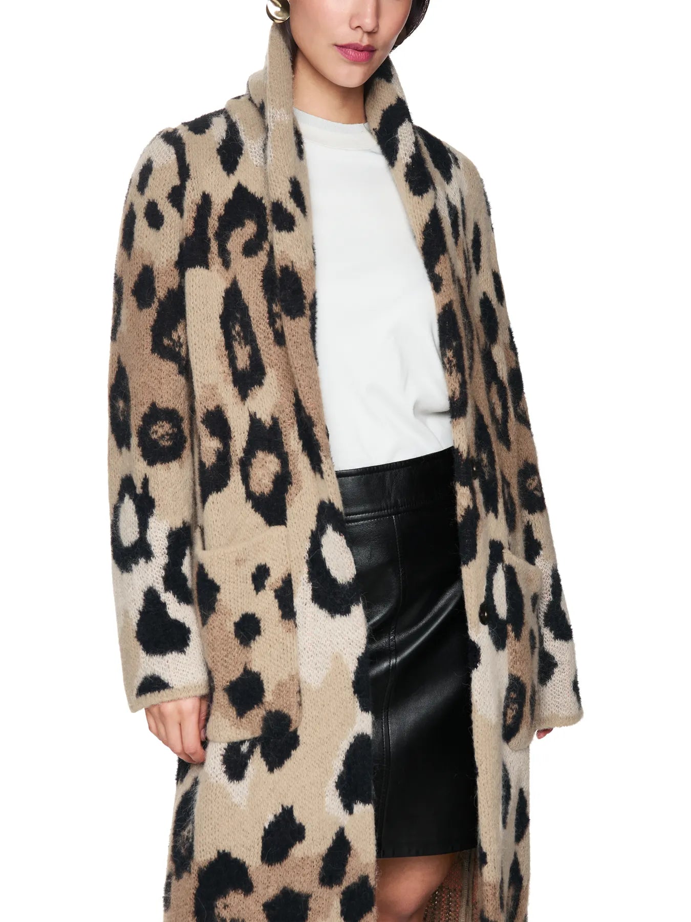 MARC CAIN 
                
                                            ZC 11.08 M26 Cardigan Strick Mantel Knitted in Germany Leo