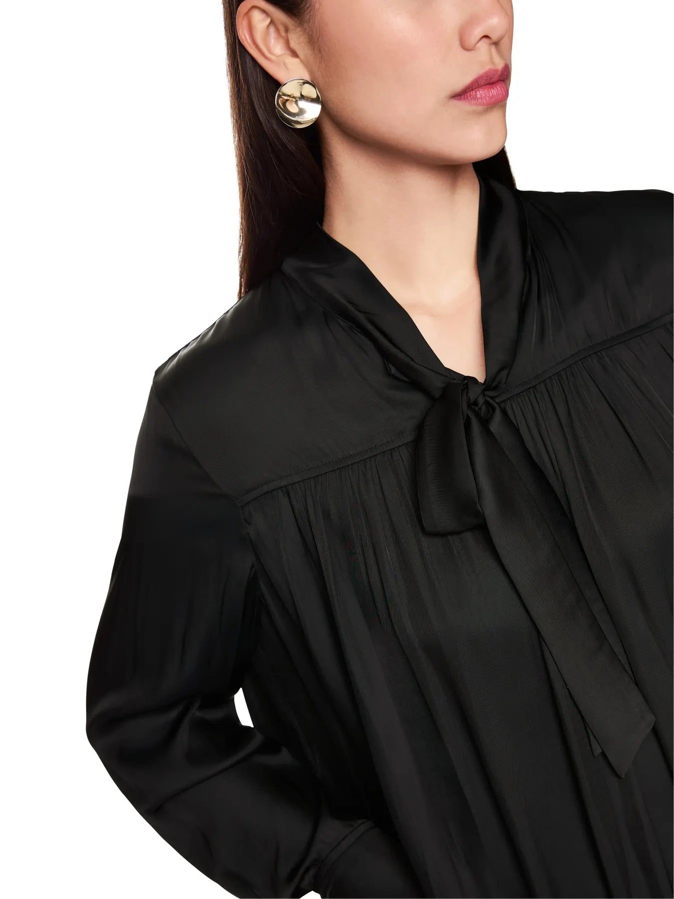 MARC CAIN 
                
                                            ZC 51.12 W26 Weite Schluppenbluse Rethink Together Black