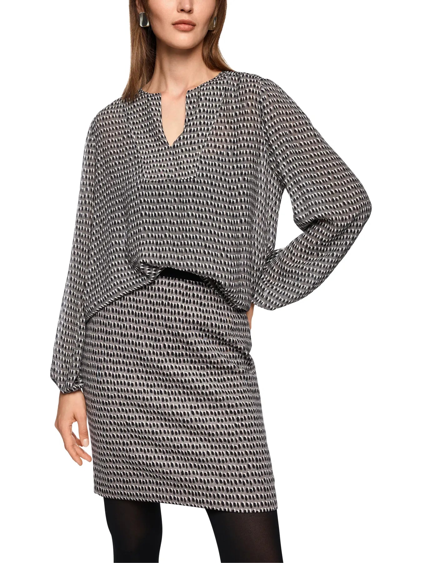 MARC CAIN ZC 51.26 W76 Viskosebluse mit Sprinkles-Print Grau