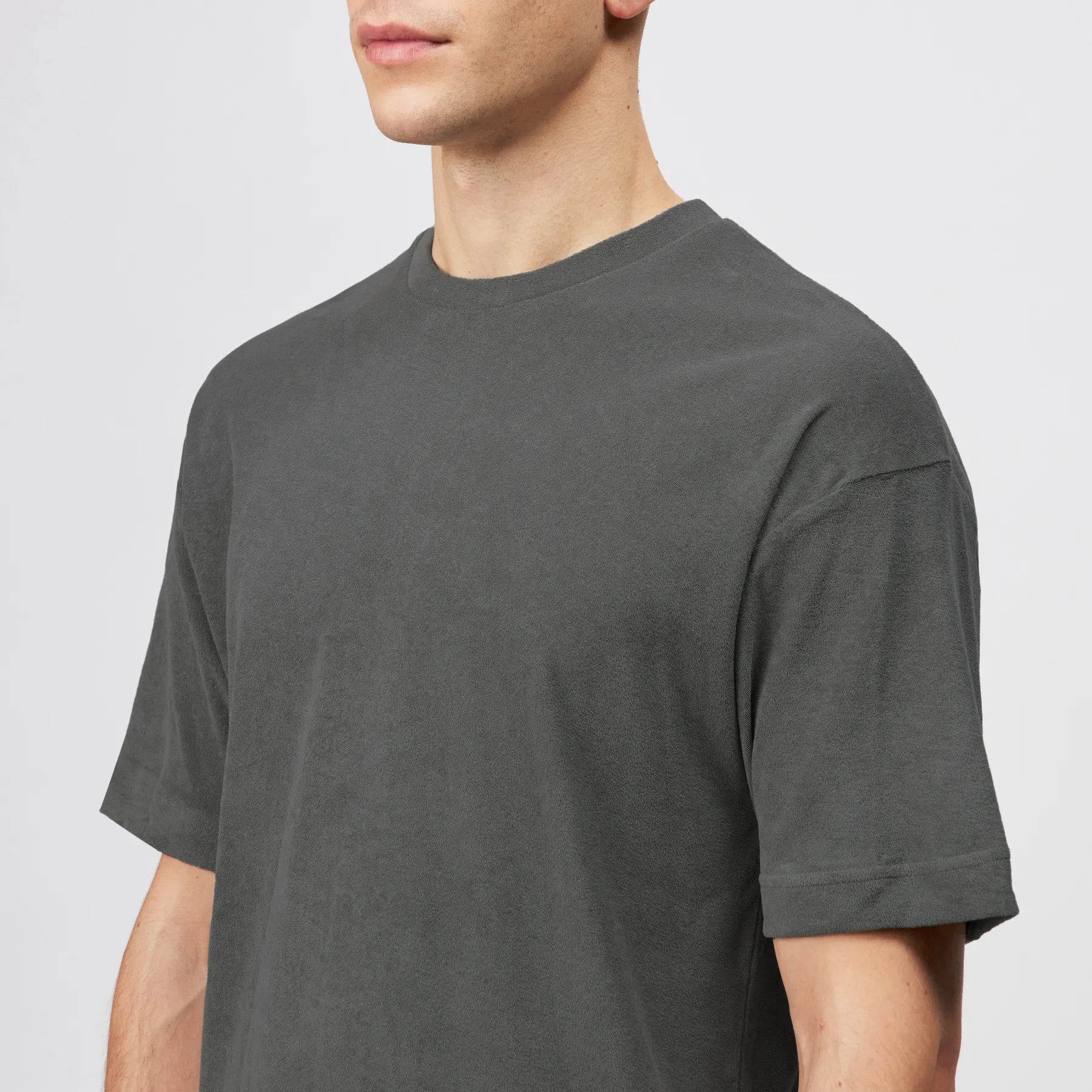 DRYKORN 520245 KAYRO 10 T-Shirt in Frottee-Baumwolle Grün 2214