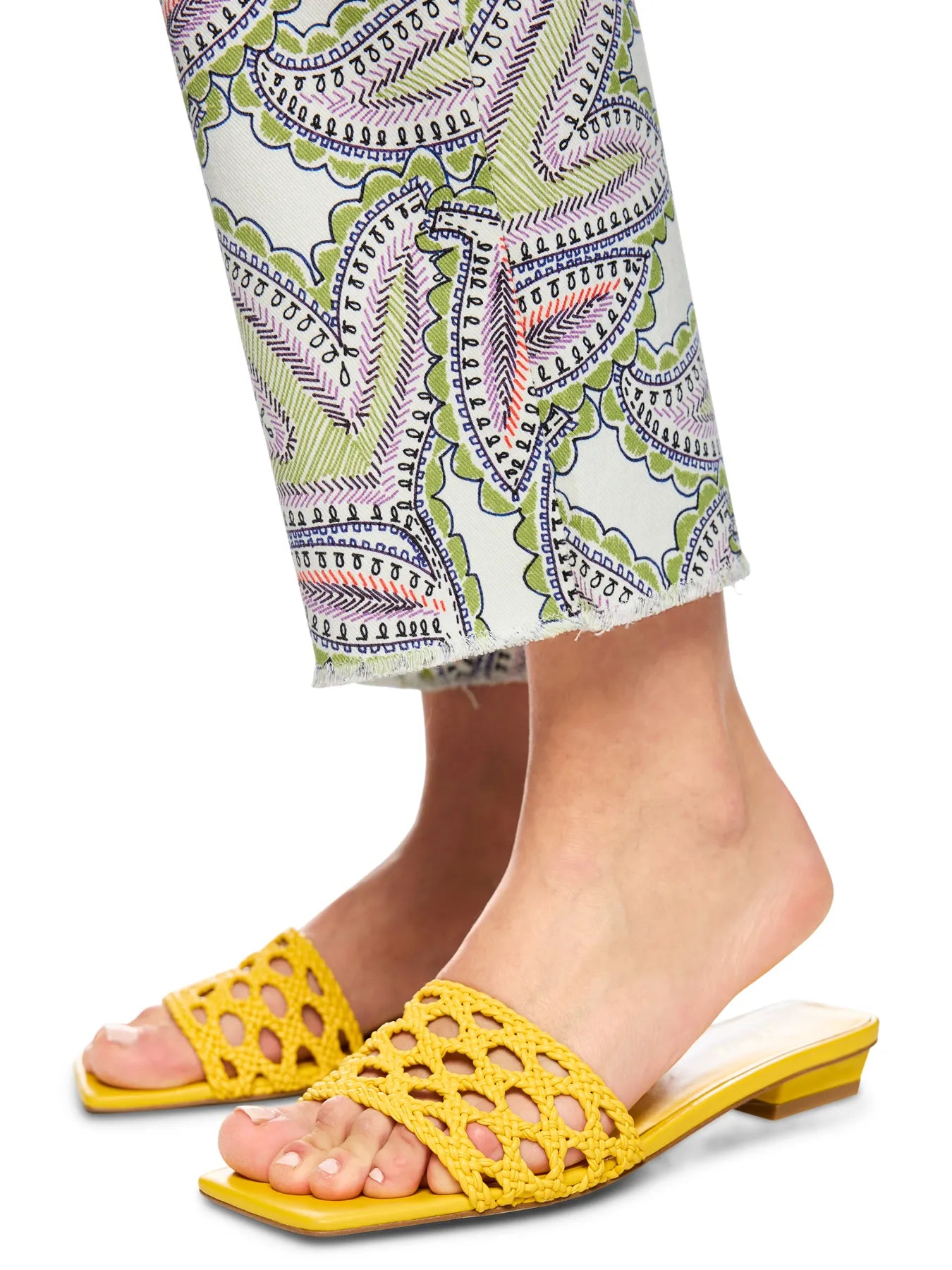 MARC CAIN 
                
                                            AP 82.10 D11 Jeans FORLI mit Paisley-Print white