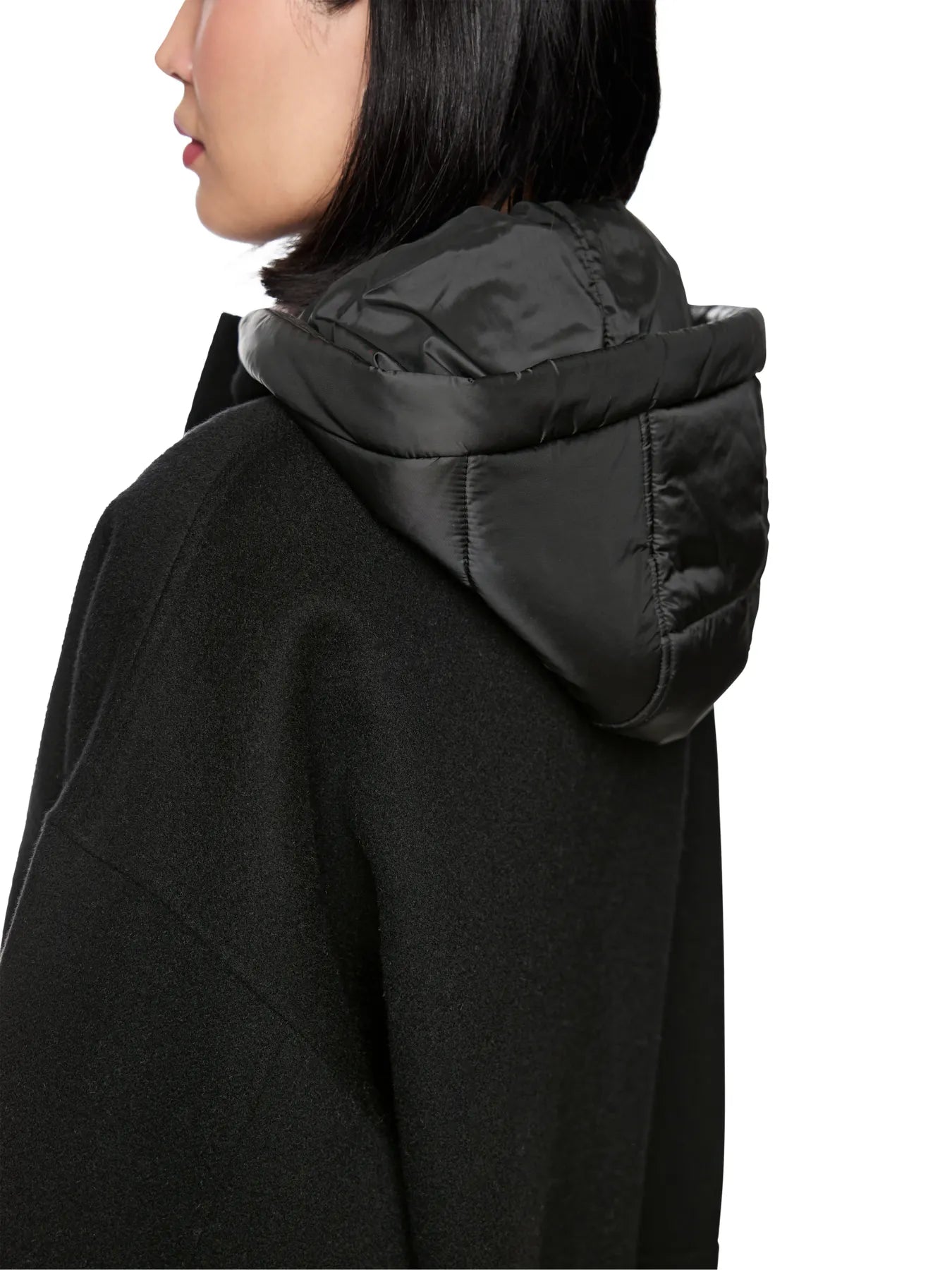 MARC CAIN 
                
                                            AC 12.02 W33 Wolljacke mit Kapuze Black