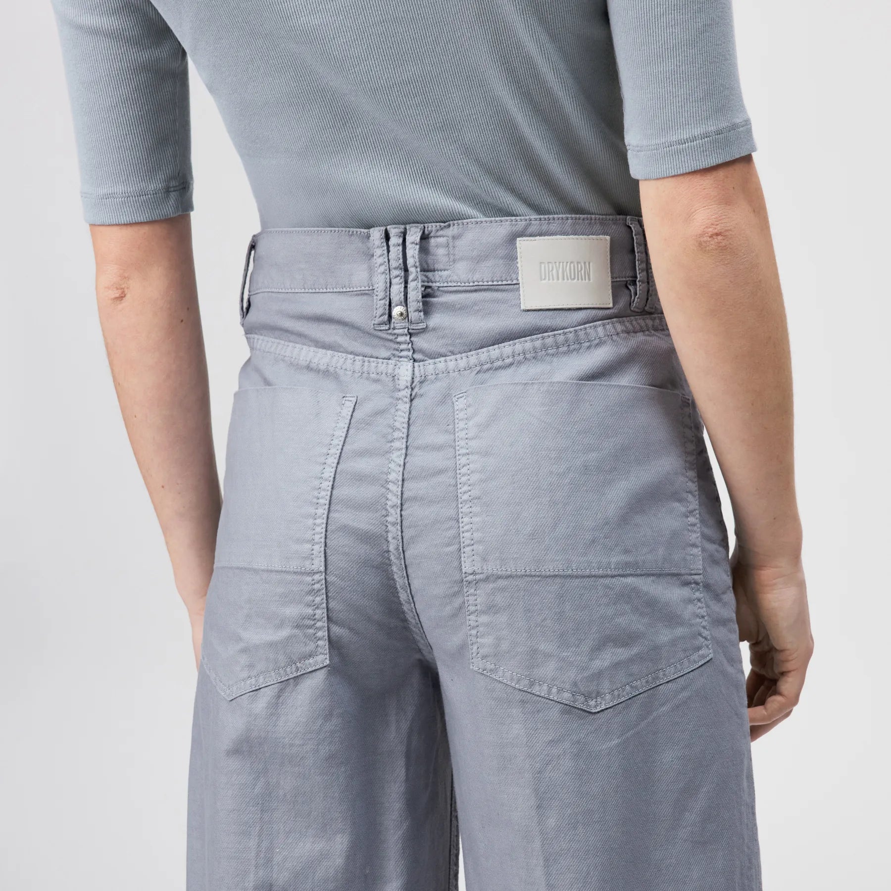 DRYKORN 270127 DERIVE 10 CROPPED JEANS BLUE 3605