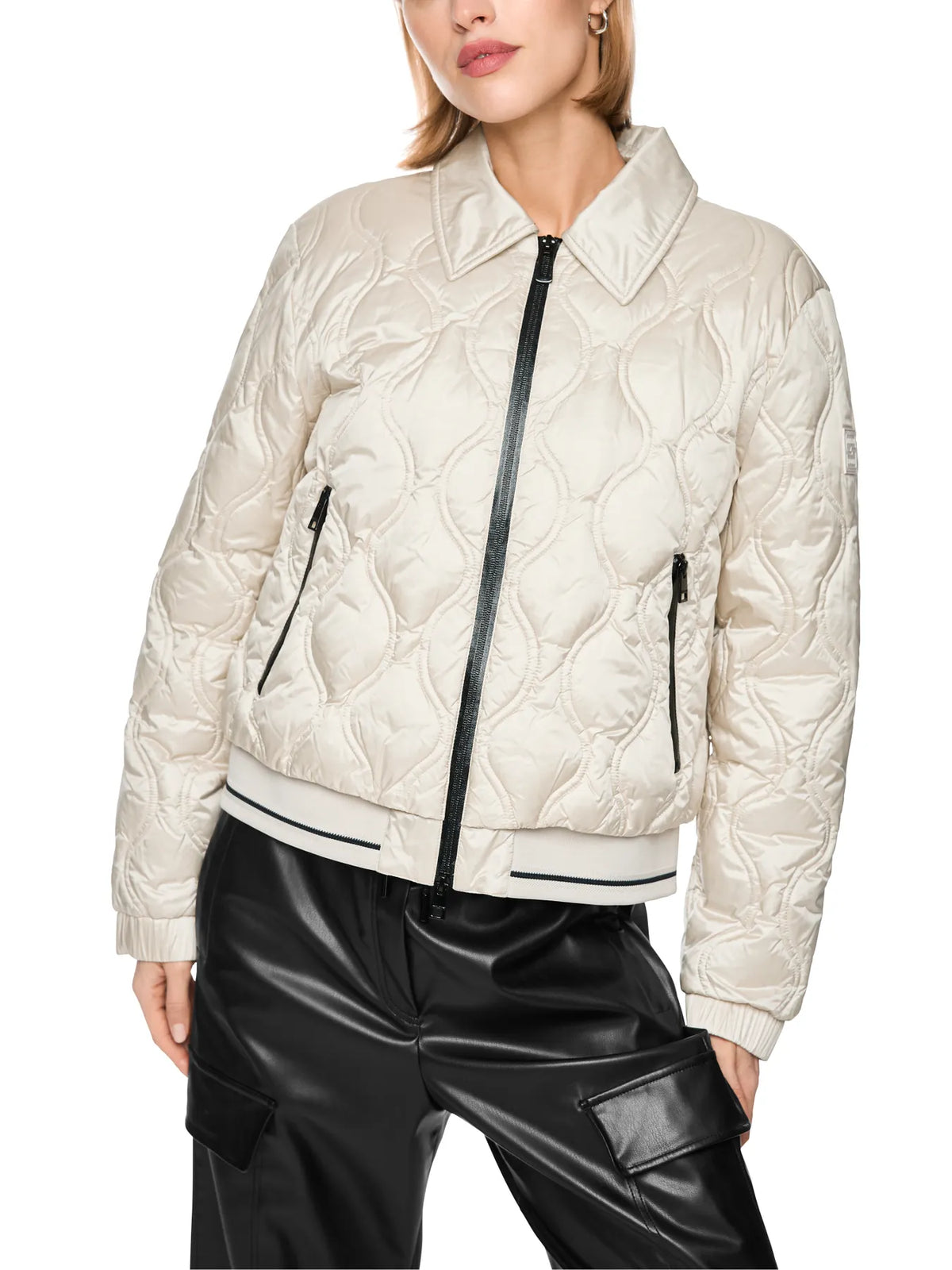 MARC CAIN 
                
                                            BS 12.01 W67 Steppjacke mit Kontrastdetails smoke