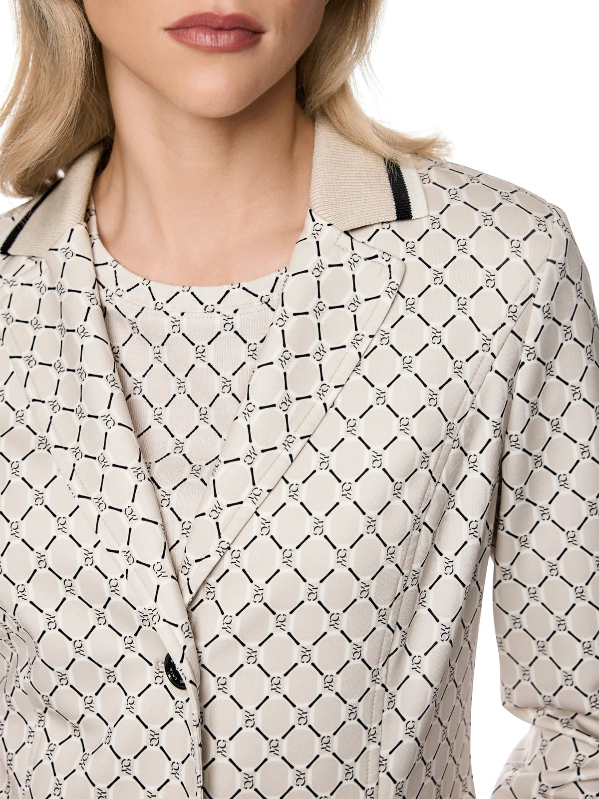 MARC CAIN 
                
                                            BS 34.09 J11 Bedruckter Blazer aus Scubajersey smoke