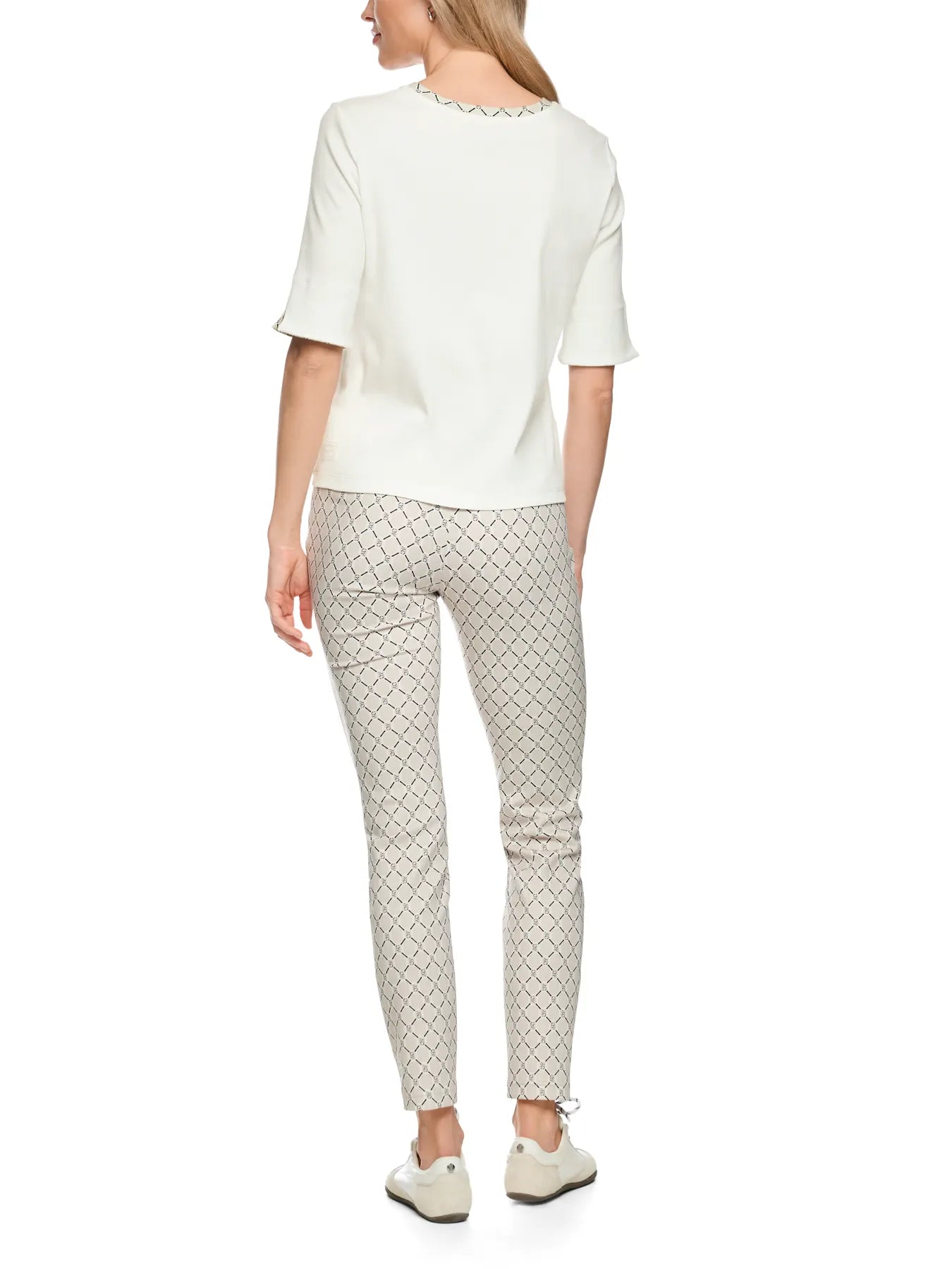 MARC CAIN BS 48.05 J55 Shirt aus Baumwollstretch off-white