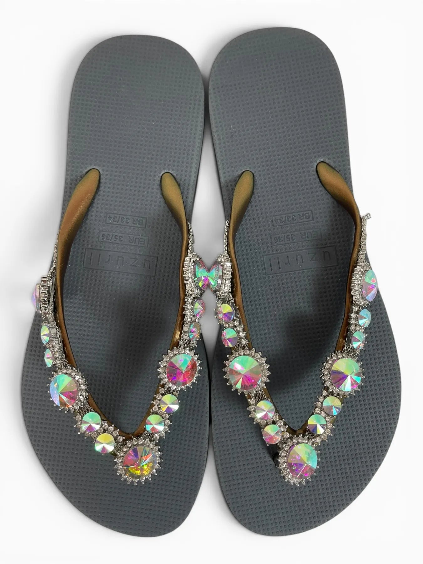 UZURII CHRYSTAL MARILYN DAMEN FLIP FLOPS BADE ZEHENTRENNER STRASSSTEINE SILVER