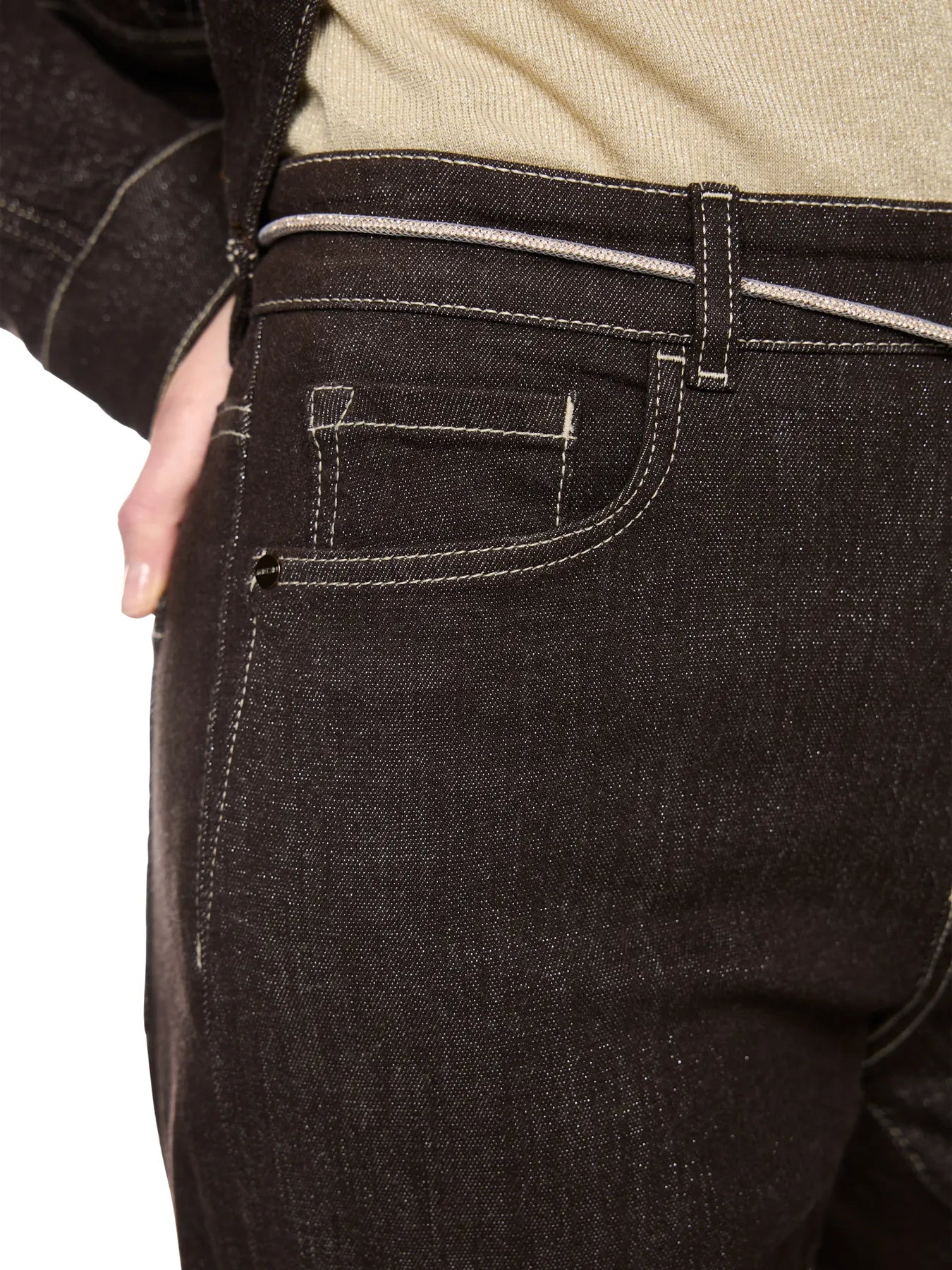 MARC CAIN 
                
                                            BC 82.25 D09 Jeans WARRI mit Kontrastdetails seal brown