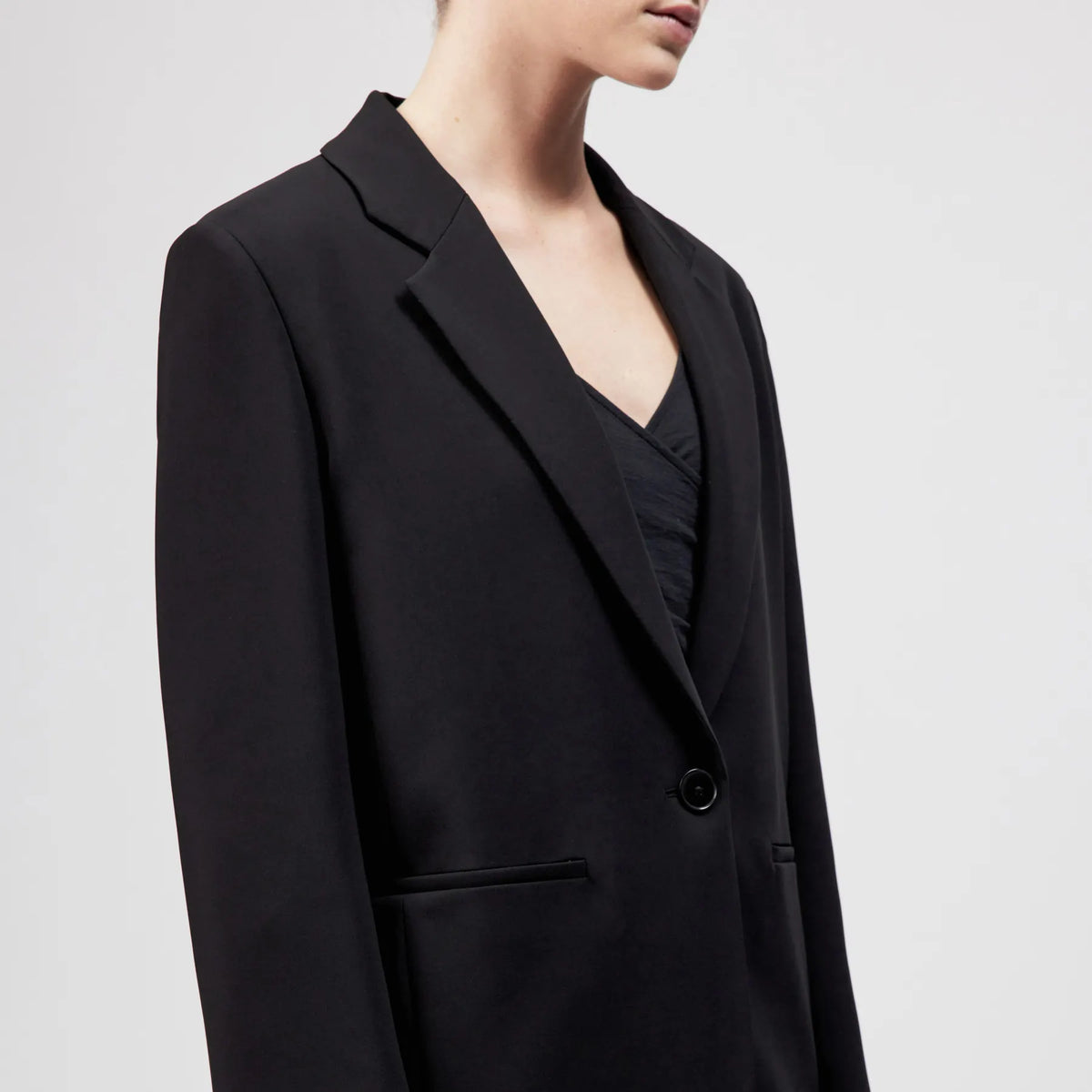 DRYKORN 190029 MOWTIE_N BLAZER 888 SCHWARZ 1000