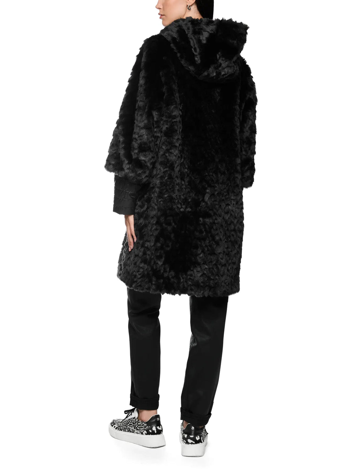 MARC CAIN BA 11.08 W73 Kapuzenmantel aus Fake Fur Black