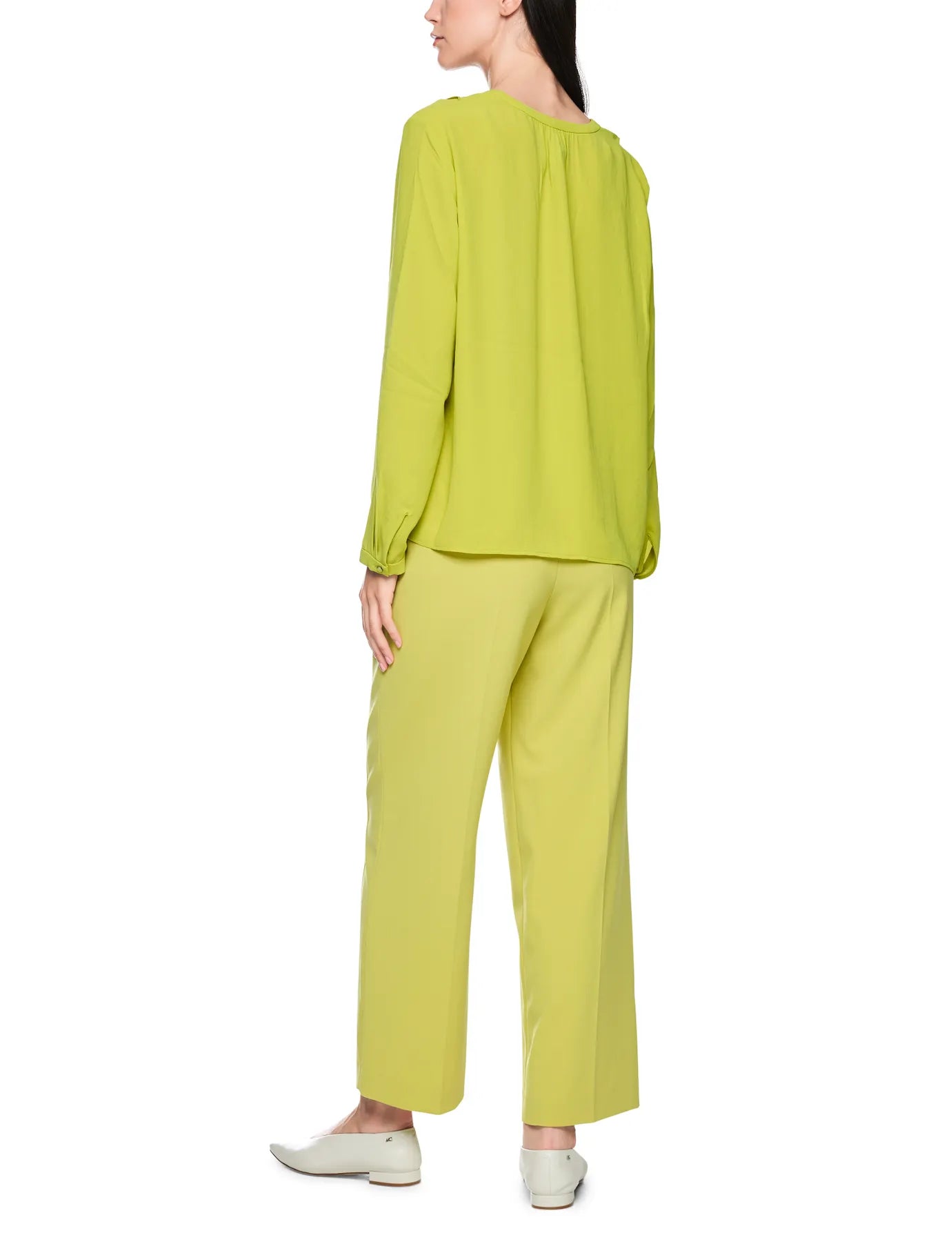 MARC CAIN BC 51.39 W90 Bluse apple green new