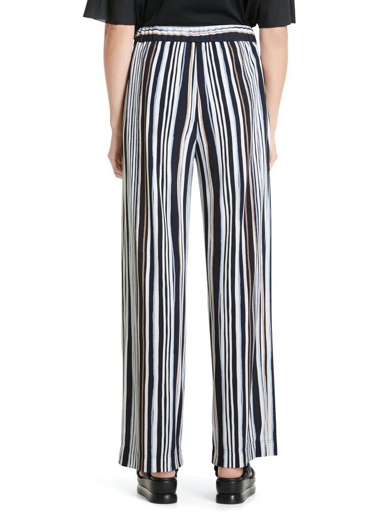 MARC CAIN  SC 81.36 J16 Gestreifte Hose midnight blue 395