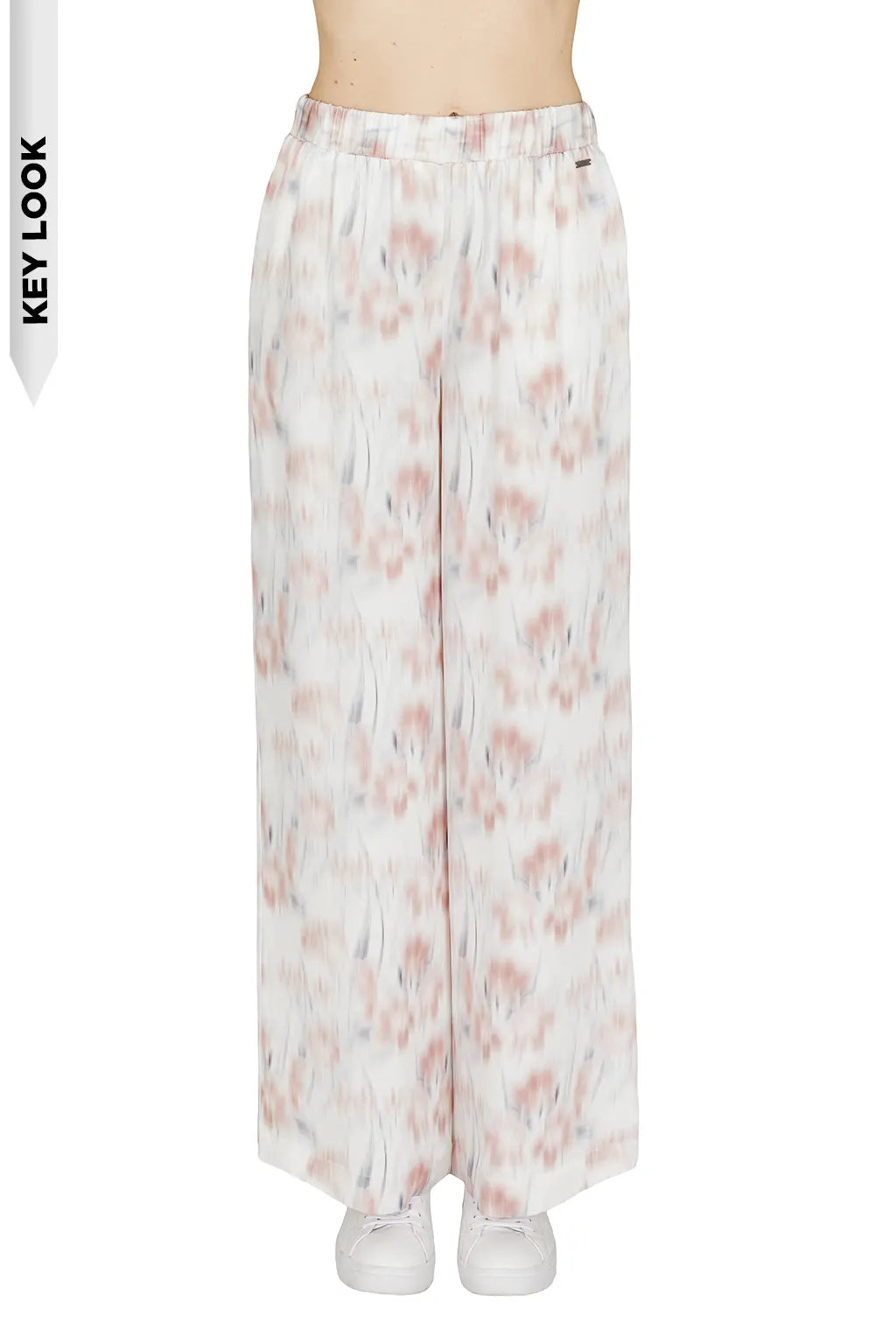 ARMANI 3RYP28 YN1LZ 
                Damen Marlenehose Florale Muster Weiß