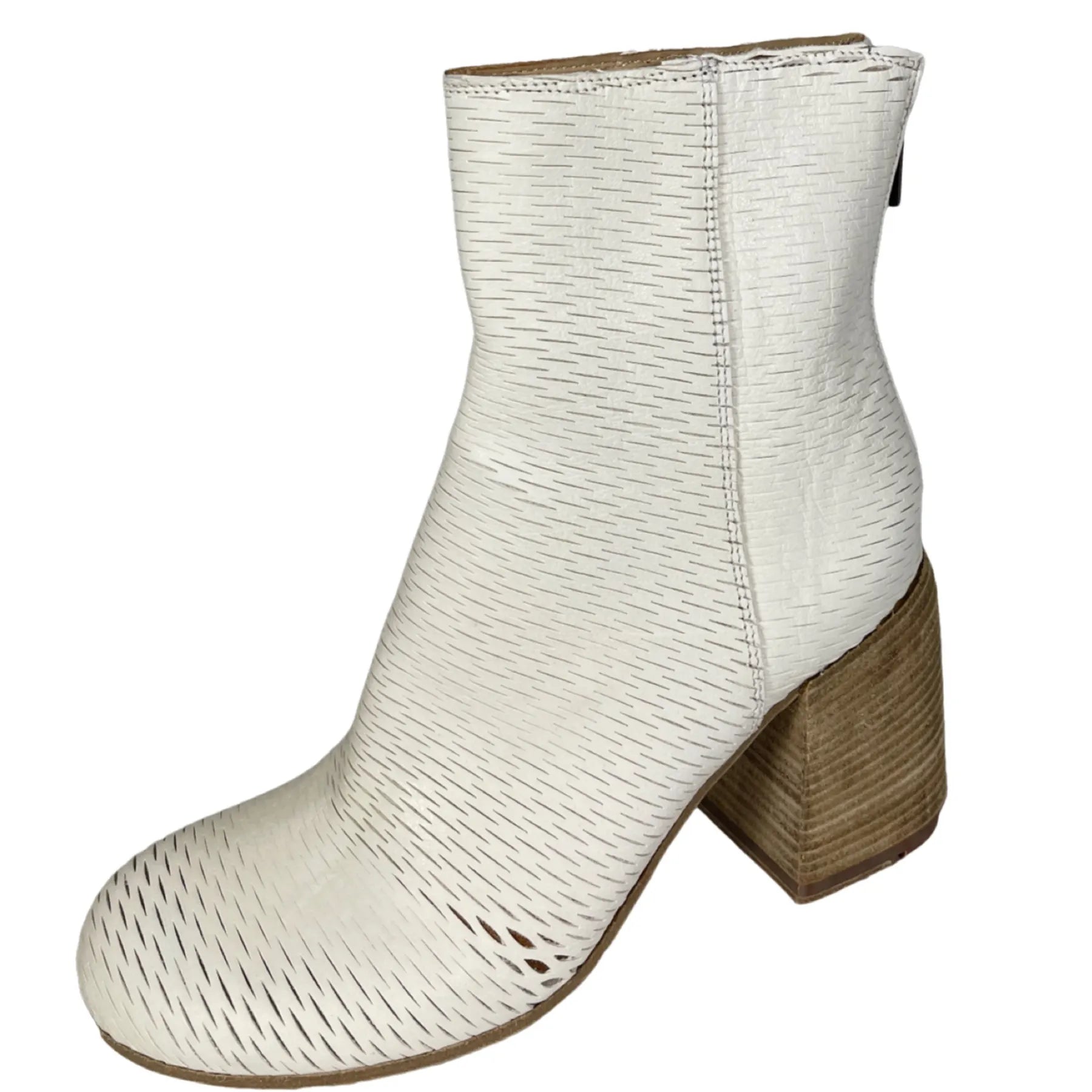 LEMARGO FP02C GIGI PELLAME BIANCO Damen Stiefeletten Leder perforiert Ecru.