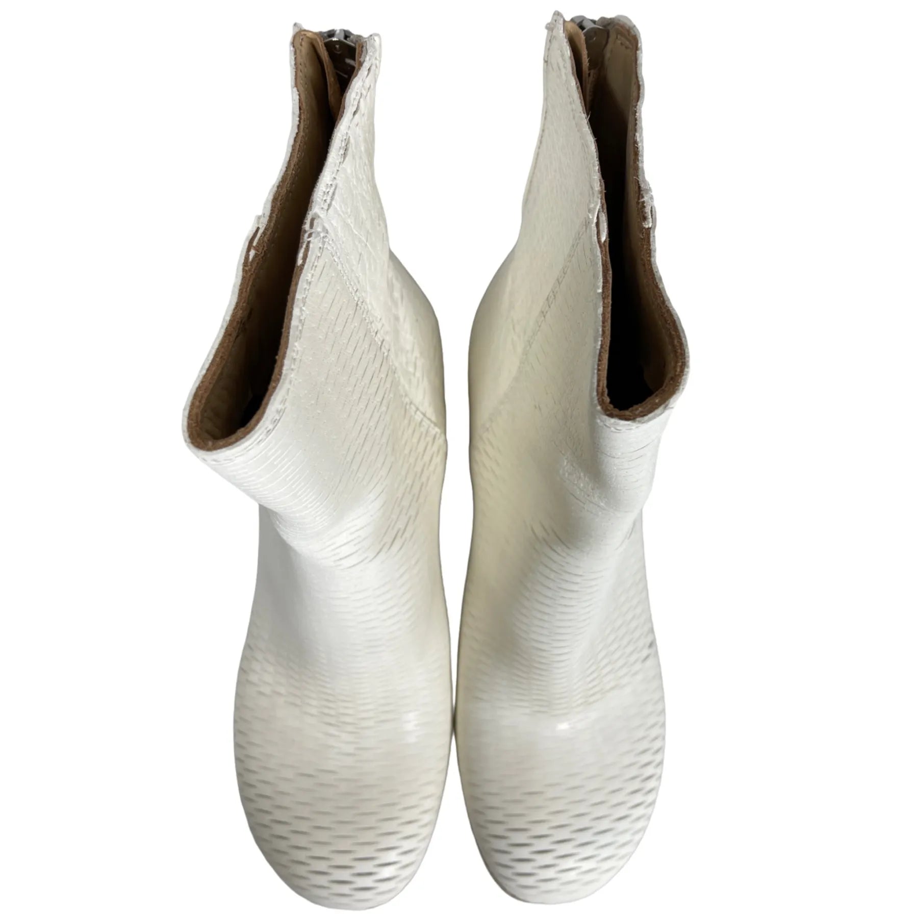 LEMARGO FP02C GIGI PELLAME BIANCO Damen Stiefeletten Leder perforiert Ecru.