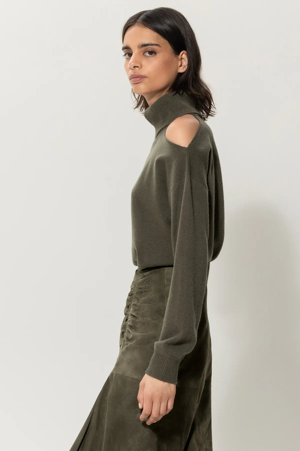 LUISA CERANO 188341/5871-0  Cut-Out-Pulli aus Kaschmir-Mix greyish khaki