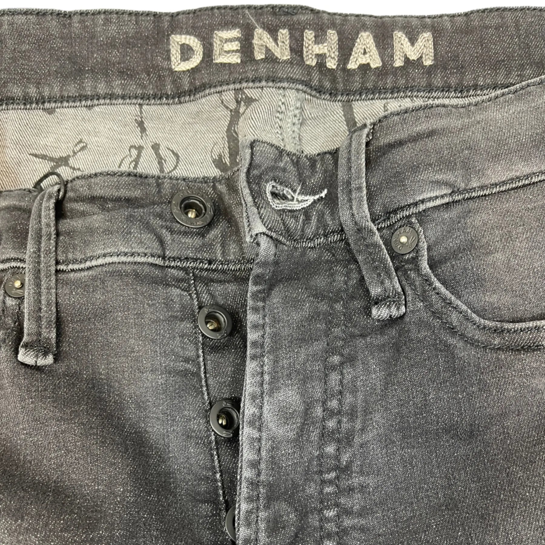 DENHAM 01-19-10-11-026 BOLT WLBFM+  HERREN JEANS MIT KNOPFLEISTE SKINNY FIT BLACK