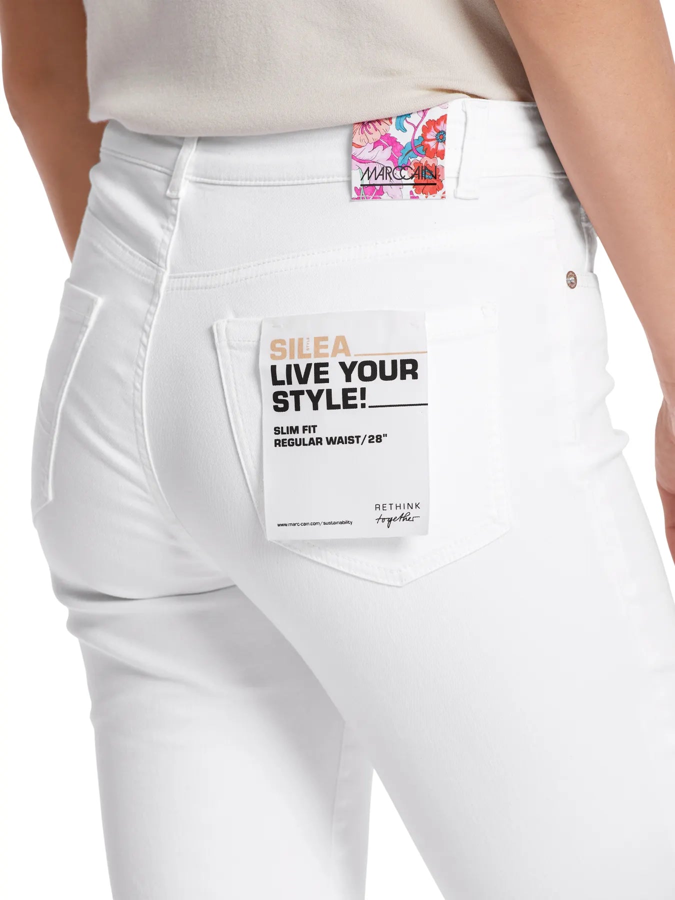 MARC CAIN WP 82.04 D50 SILEA  Slim Fit Rethink Together Damen Jeans Stretch weiß