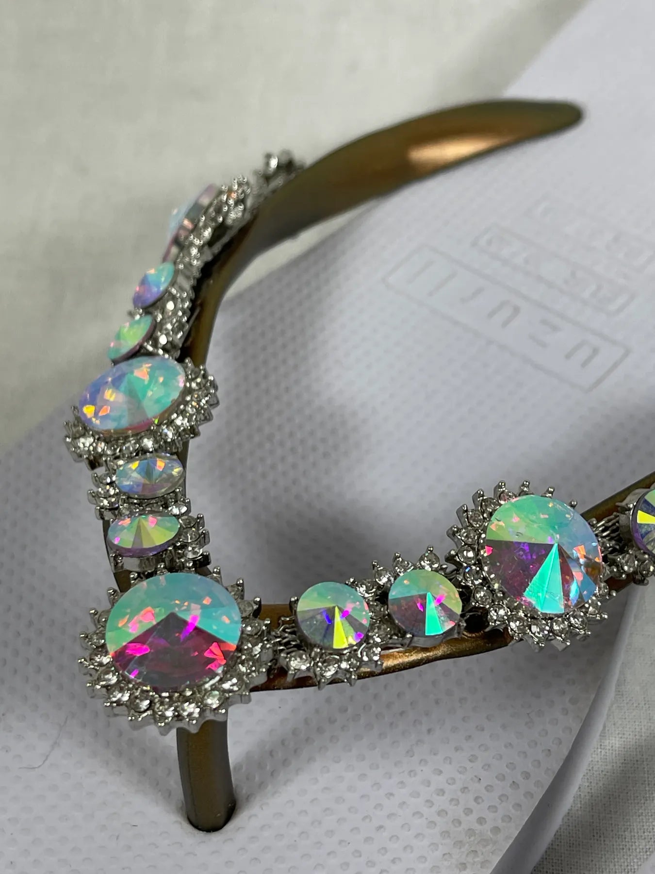 UZURII CHRYSTAL MARILYN Damen Luxury Zehentrenner Ziersteine White