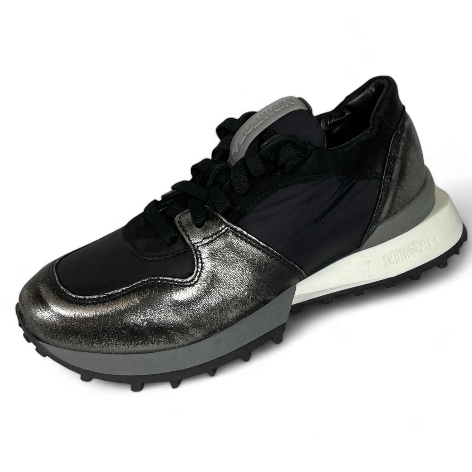 ANDIA FORA DOVER - RUFFLE SILVER VELA DAMEN SNEAKER BLACK