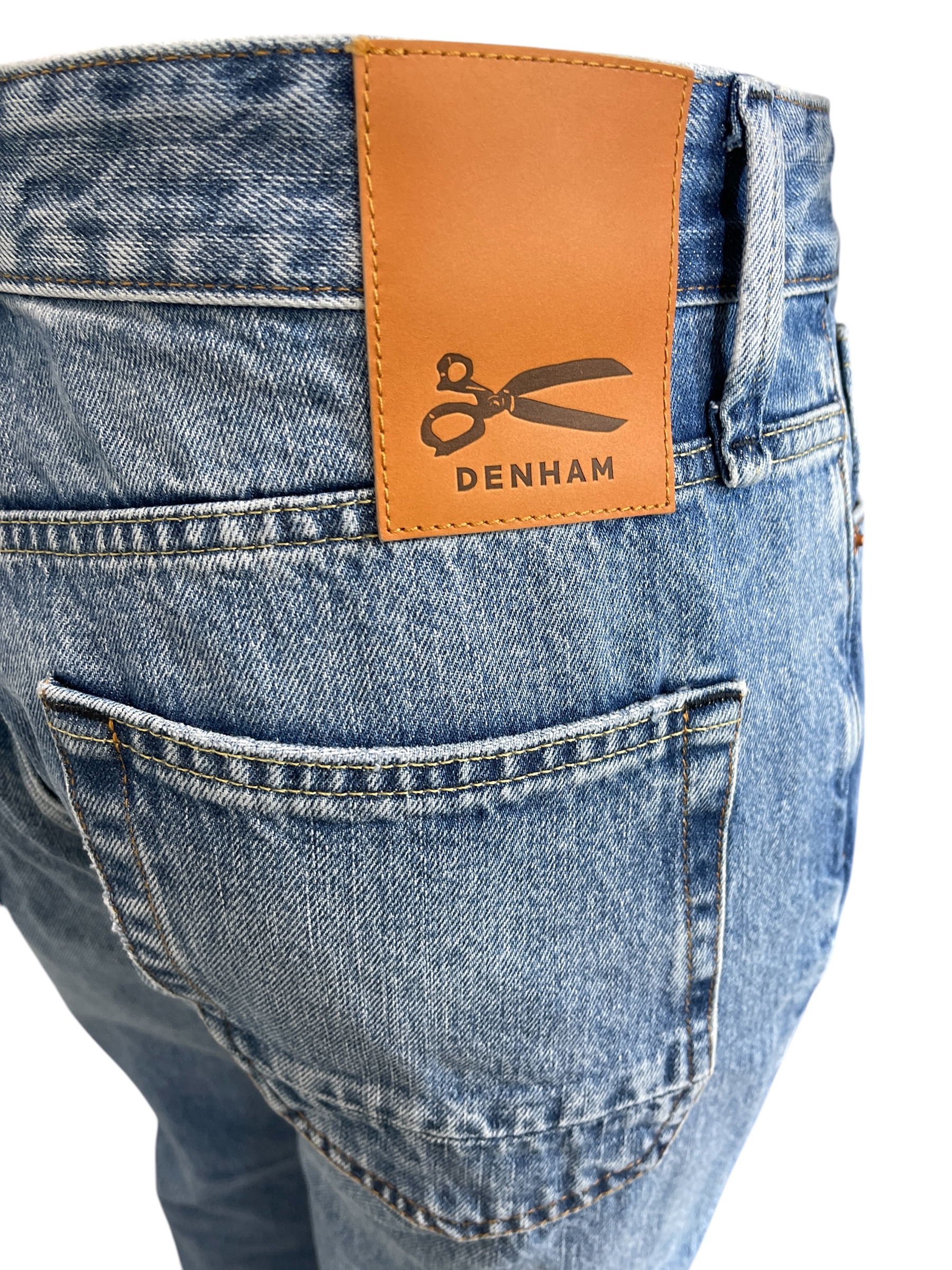 DENHAM 01-24-10-11-077 DAGGER SW HERREN JEANS RELAXED FIT LIGHT BLUE
