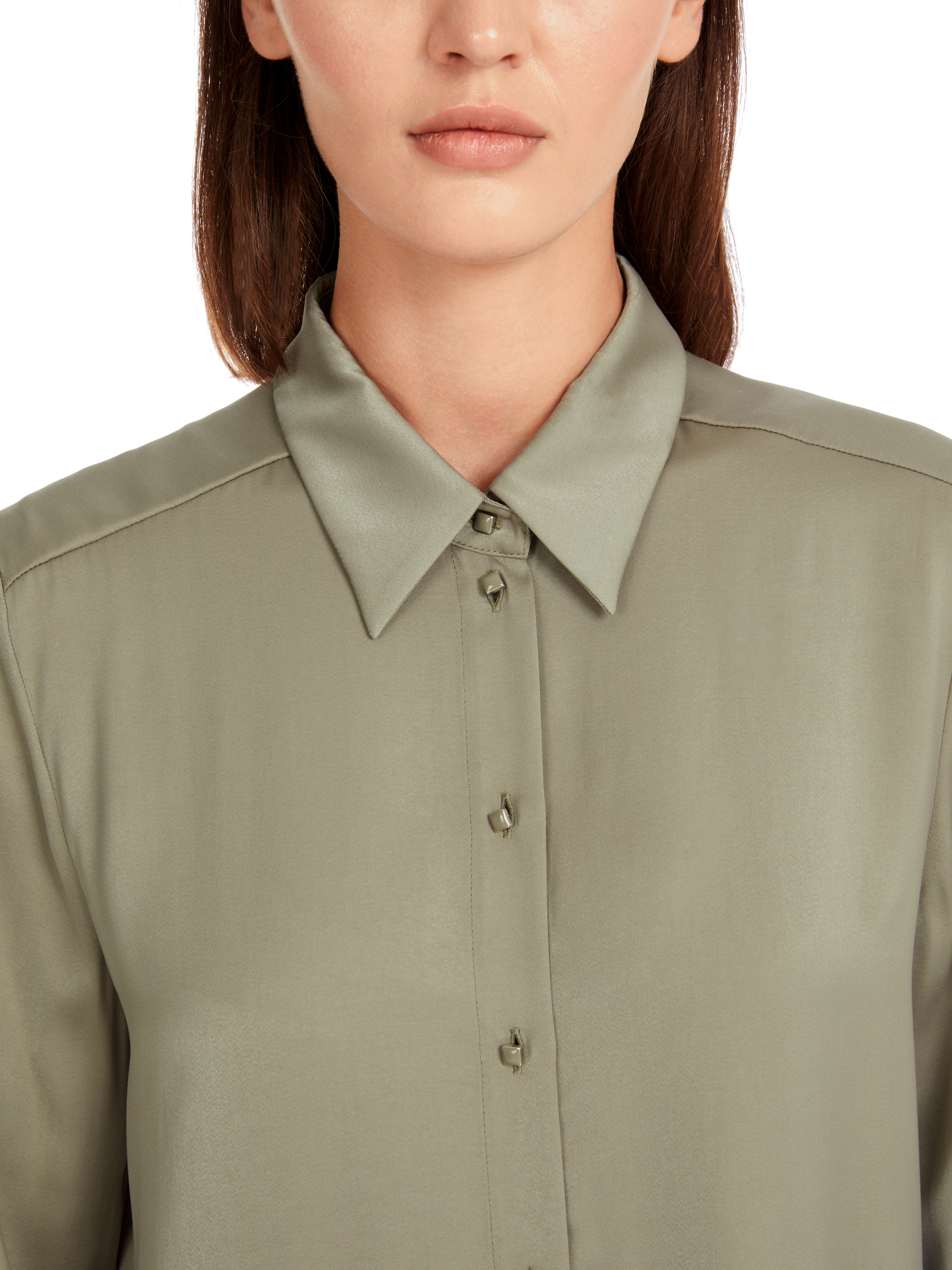 MARC CAIN YC 51.12 W01  Bluse im Viskosecrêpe sage powder