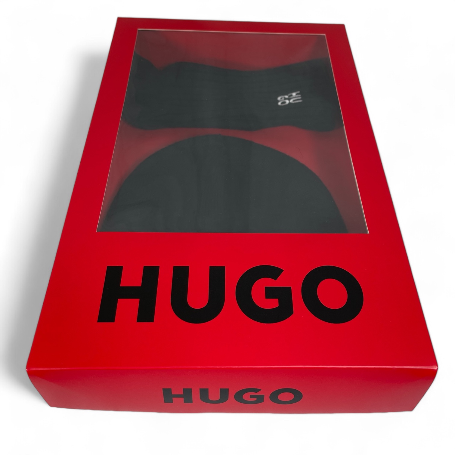 HUGO 50523395 Sylan_Set 10263206 01  Geschenk Set mit Beanie Mütze und Stulpen Schwarz